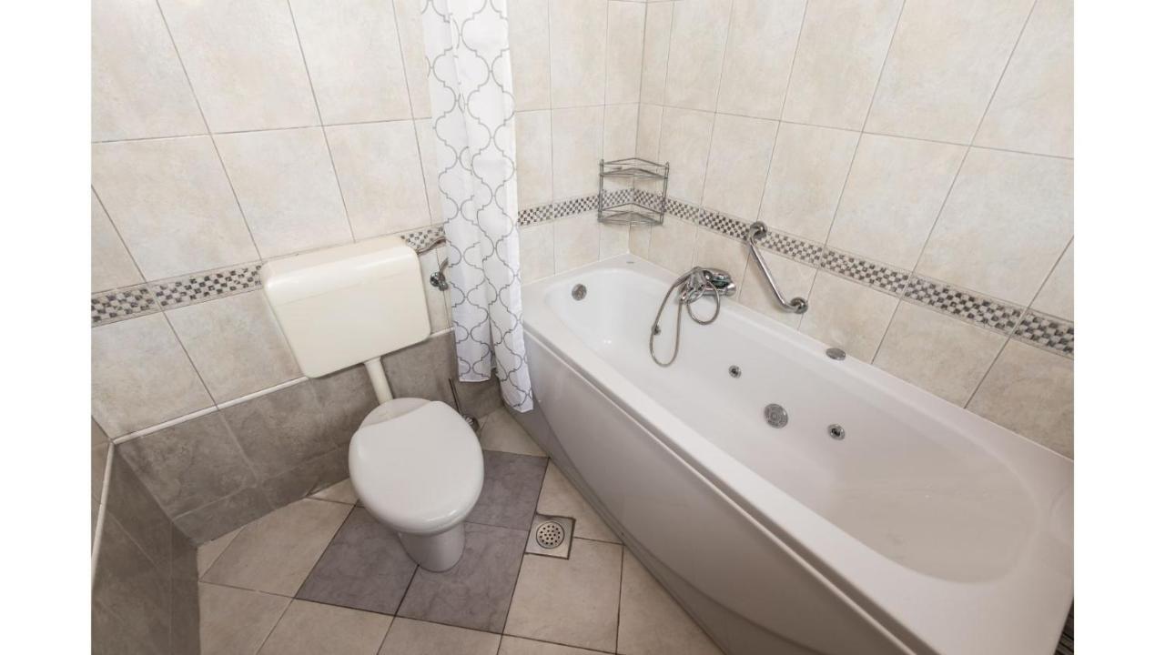 Holiday Home Bellavista Тар Экстерьер фото